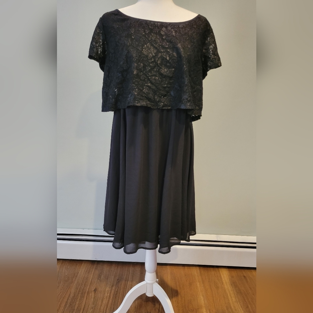 Torrid Women's Black w Lace Size 1X Dress